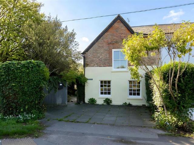 2 bedroom house for sale