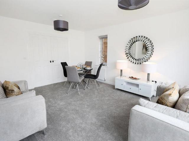 2 bedroom house for sale