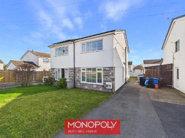 Denbigh, Conwy county, Wales - Garden, Equipped kitchen