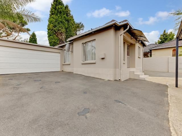2 Bedroom House For Sale in Cosmo City