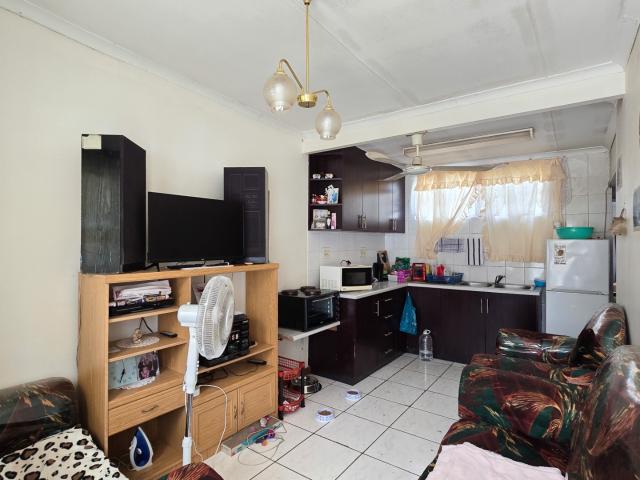 2 Bedroom House For Sale in Cambridge