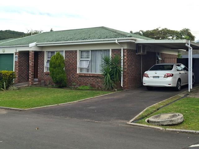 2 Bedroom House For Sale in Abbotsford