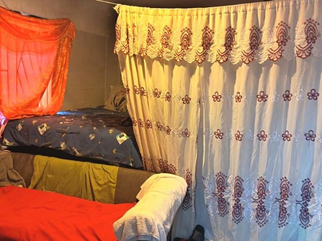 2 Bedroom House For Sale in Asanda