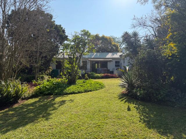 2 Bedroom House For Sale in Bathurst