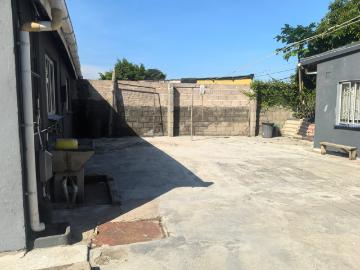 2 Bedroom House For Sale in Bayview