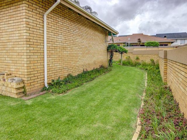 2 Bedroom House For Sale in Beyers Park