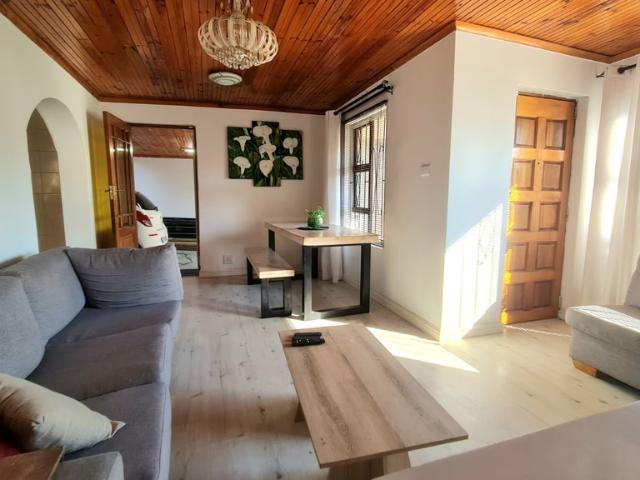 4 Bedroom House For Sale in Belhar