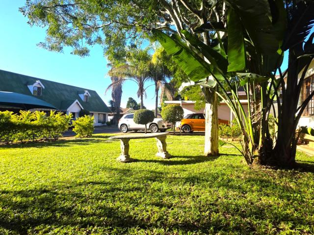2 Bedroom House For Sale in Bendor Place