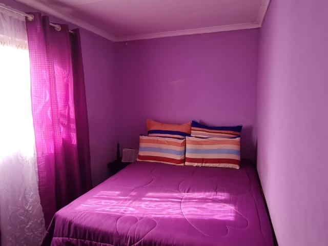 2 Bedroom House For Sale in Bloemendal
