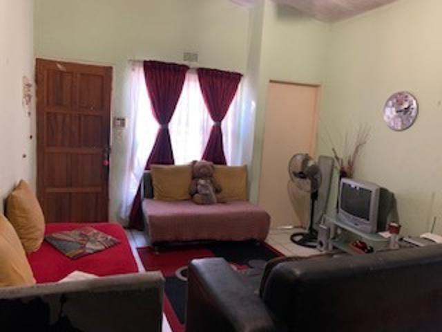 2 Bedroom House For Sale in Bloubosrand