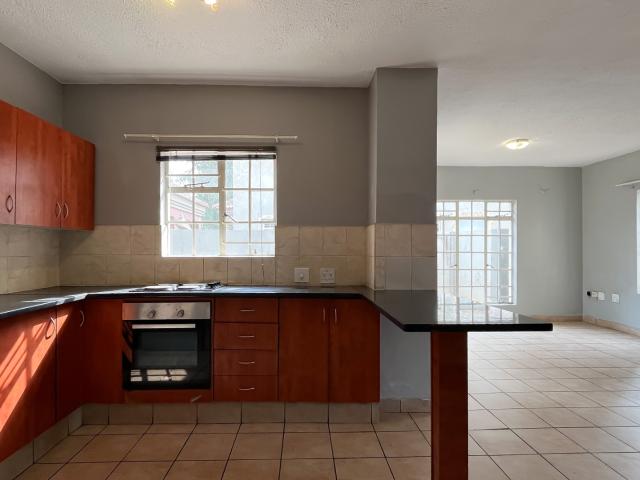 2 Bedroom House For Sale in Brakpan North