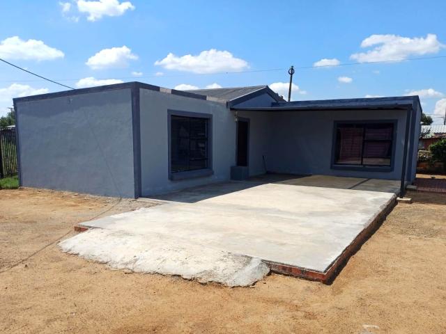 2 Bedroom House For Sale in Grasslands