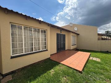 2 Bedroom House For Sale in Greenhills