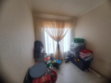 House for sale in Vosloorus - Integral kitchen