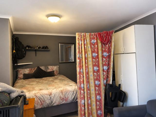 2 Bedroom House For Sale in Delft South