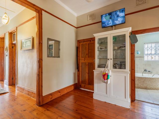 2 Bedroom House For Sale in Essenwood