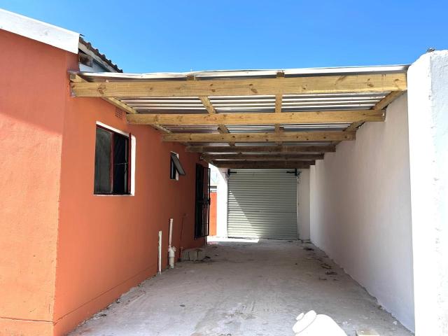 2 Bedroom House For Sale in Khaya