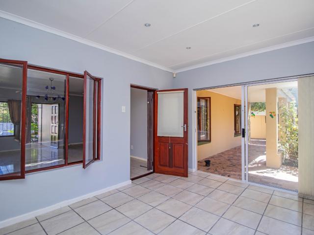 2 Bedroom House For Sale in King George Park