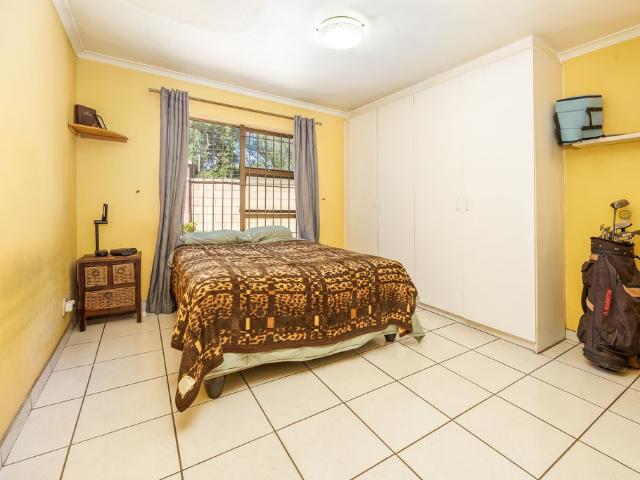 2 Bedroom House For Sale in Kleinbron Estate