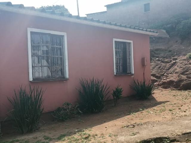2 Bedroom House For Sale in Kwamakutha