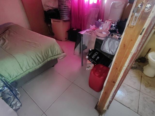 2 Bedroom House For Sale in Kwanobuhle