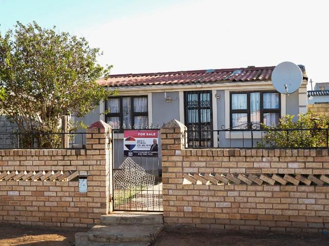2 Bedroom House For Sale in Kwazakhele