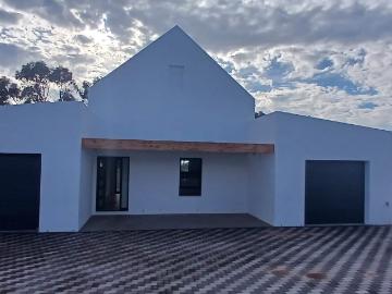2 Bedroom House For Sale in Harbour Lights