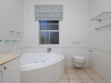 2 Bedroom House For Sale in Helderberg Village