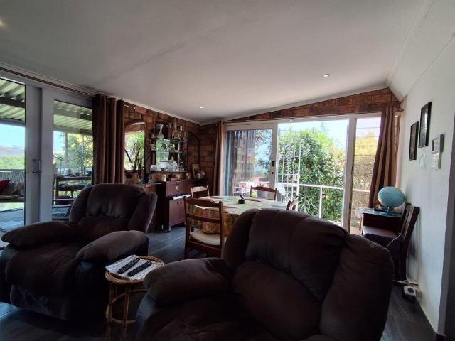 2 Bedroom House For Sale in Inchanga