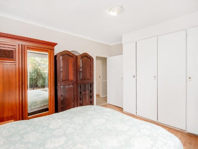 2 Bedroom House For Sale in Johannesburg North