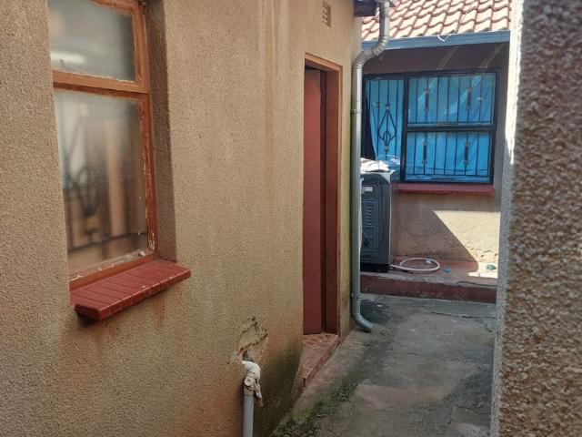 2 Bedroom House For Sale in Orange Farm