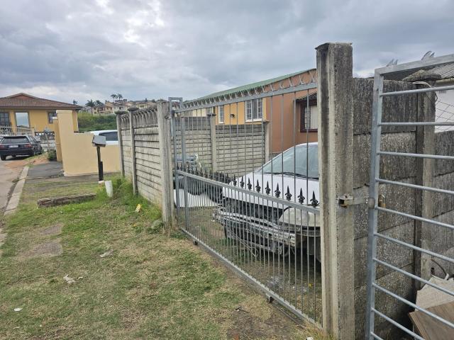 2 Bedroom House For Sale in Longcroft