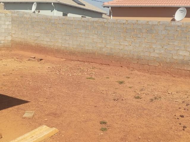 2 Bedroom House For Sale in Lehae