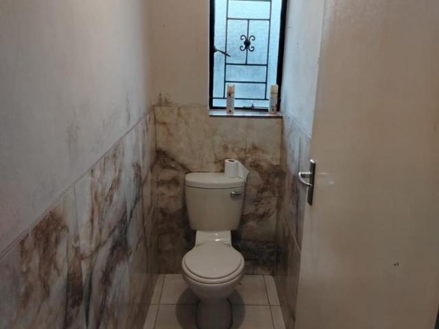2 Bedroom House For Sale in Mmabatho Unit 14