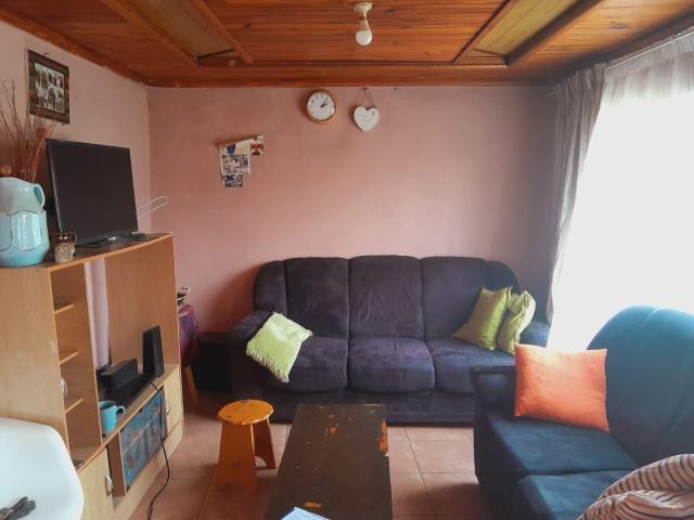 2 Bedroom House For Sale in Mdantsane Nu 14