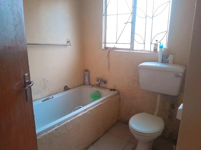 2 Bedroom House For Sale in Mdantsane Nu 17