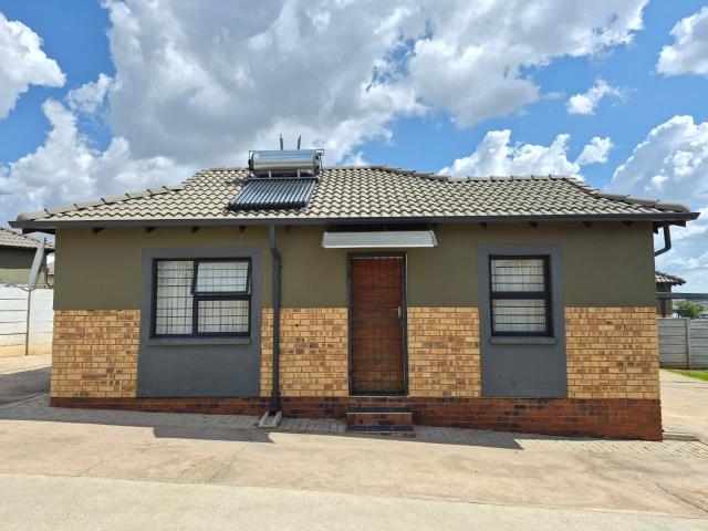 2 Bedroom House For Sale in Mindalore