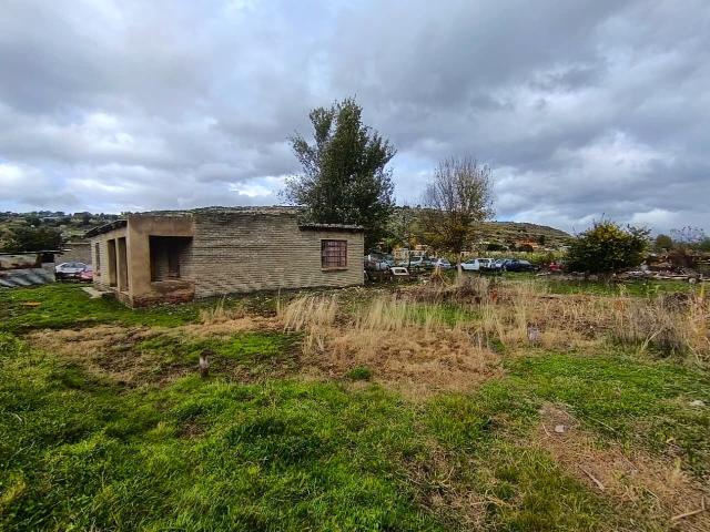 2 Bedroom House For Sale in Mphatlalatsane