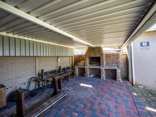 2 Bedroom House For Sale in Nahoon