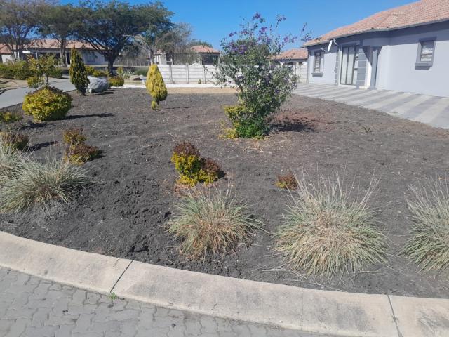 2 Bedroom House For Sale in Ngwenya River Estate