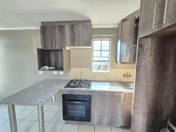 2 Bedroom House For Sale in South Hills
