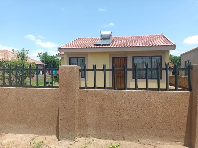 2 Bedroom House For Sale in Soshanguve NN