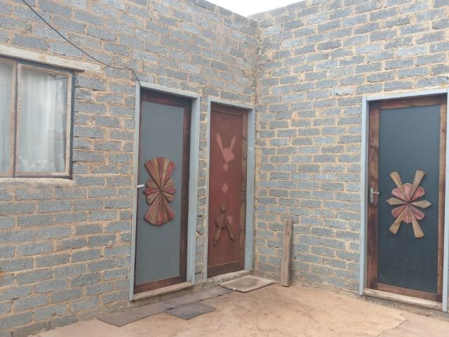 2 Bedroom House For Sale in Savanna City