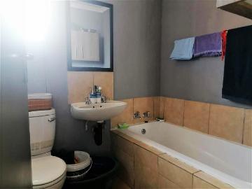 2 Bedroom House For Sale in Savanna City