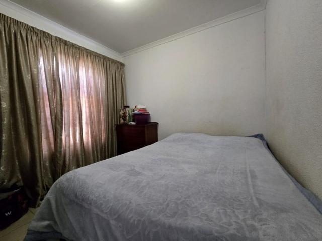 2 Bedroom House For Sale in Savanna City