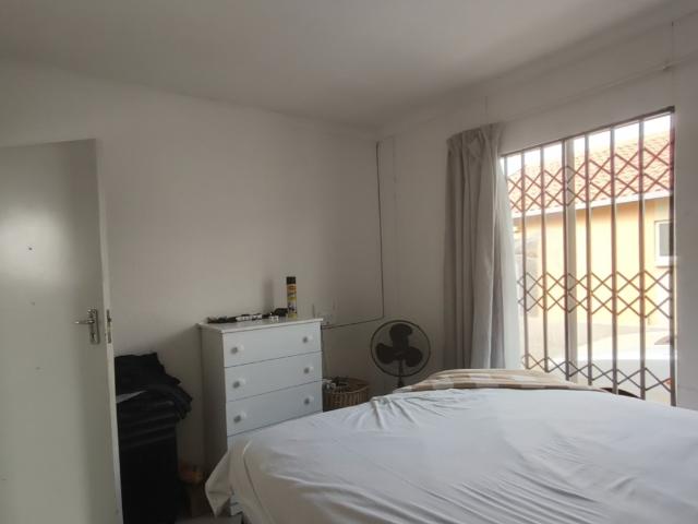 2 Bedroom House For Sale in Savanna City