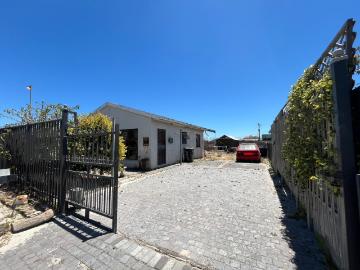 2 Bedroom House For Sale in Schaap Kraal