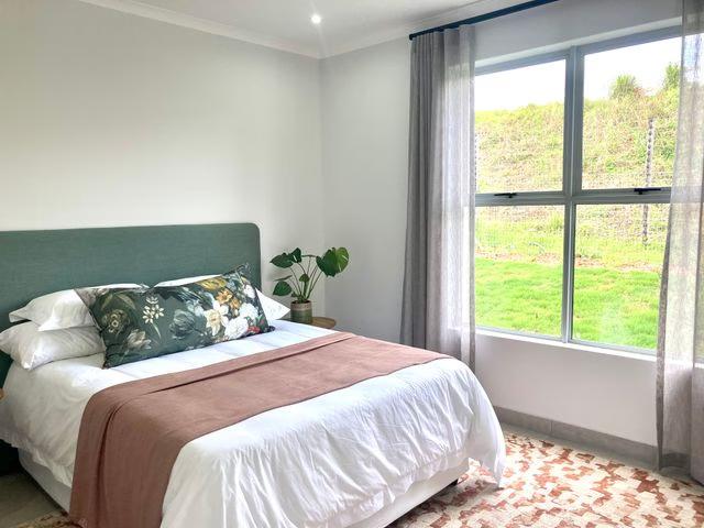 2 Bedroom House For Sale in Sheffield Beach