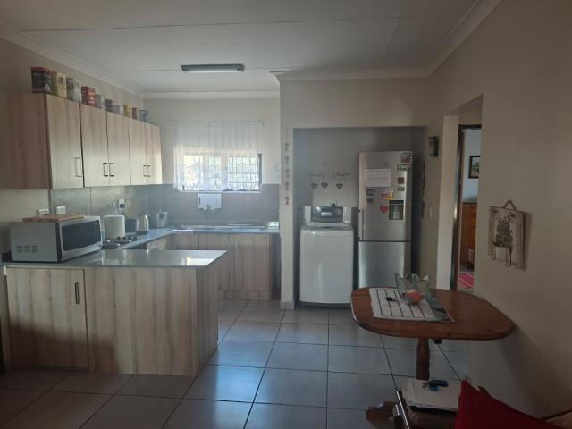 2 Bedroom House For Sale in Potchefstroom Central