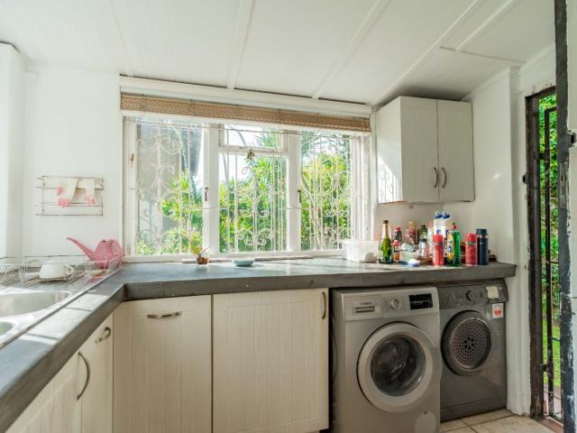 2 Bedroom House For Sale in Park Hill
